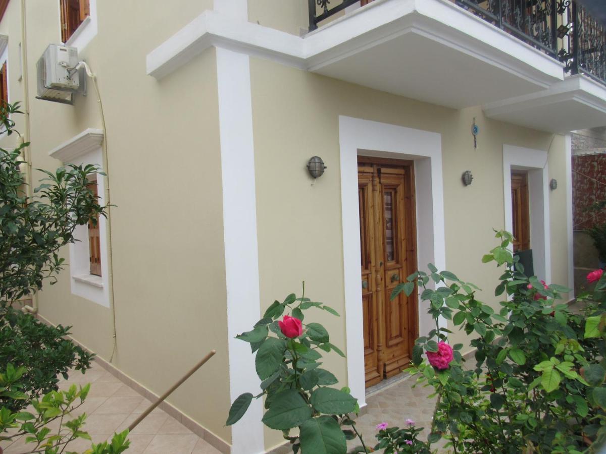 Chryssa Apartment Symi