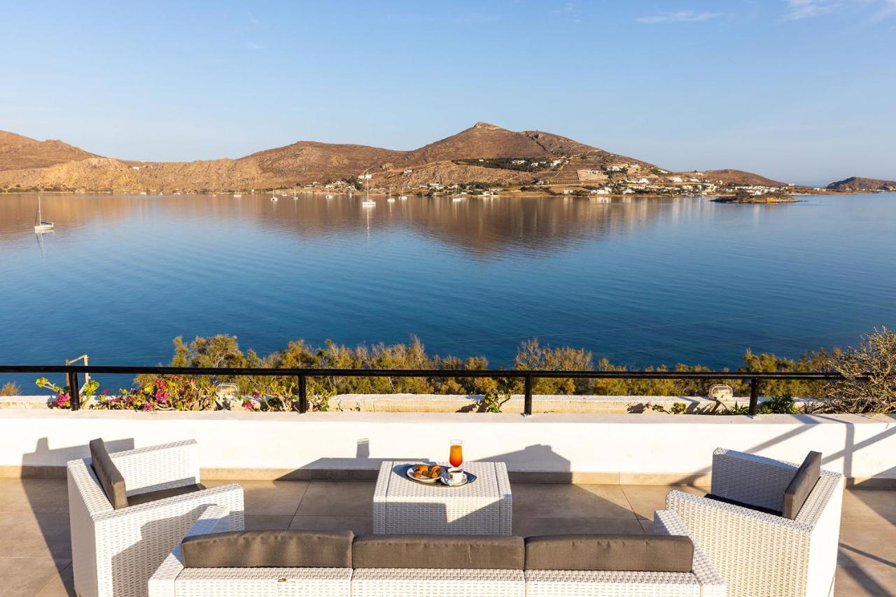 Hippocampus 3* Naousa (Paros)