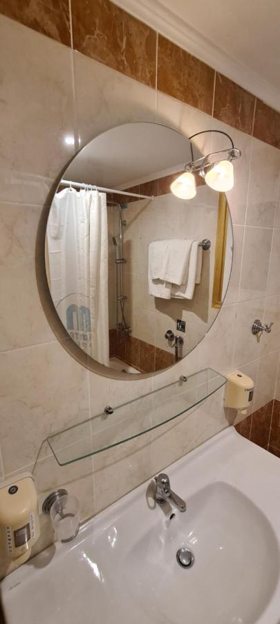 Mantas Hotel