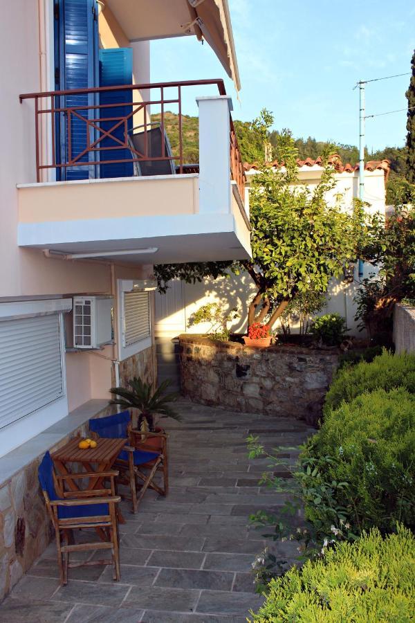 Apartment Koukounaries