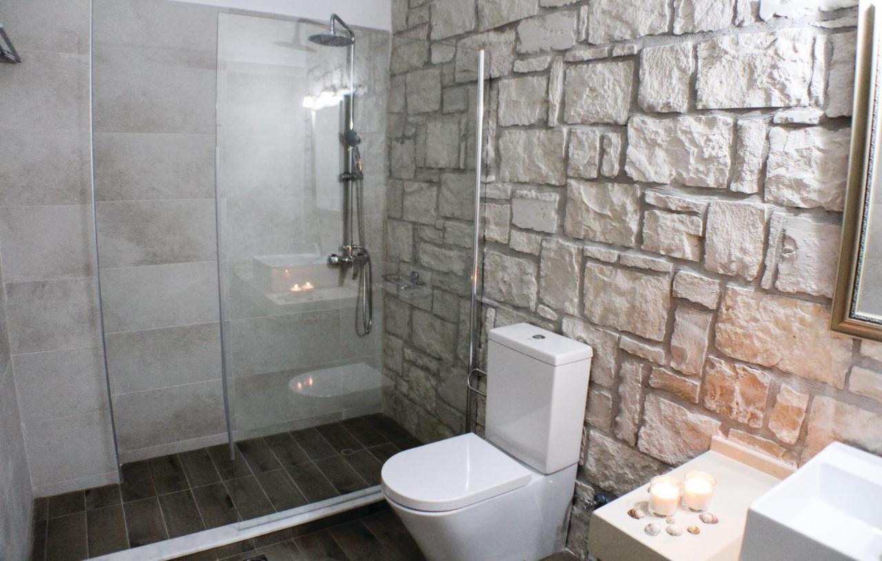 Holiday home Petrina Kastri 3 *