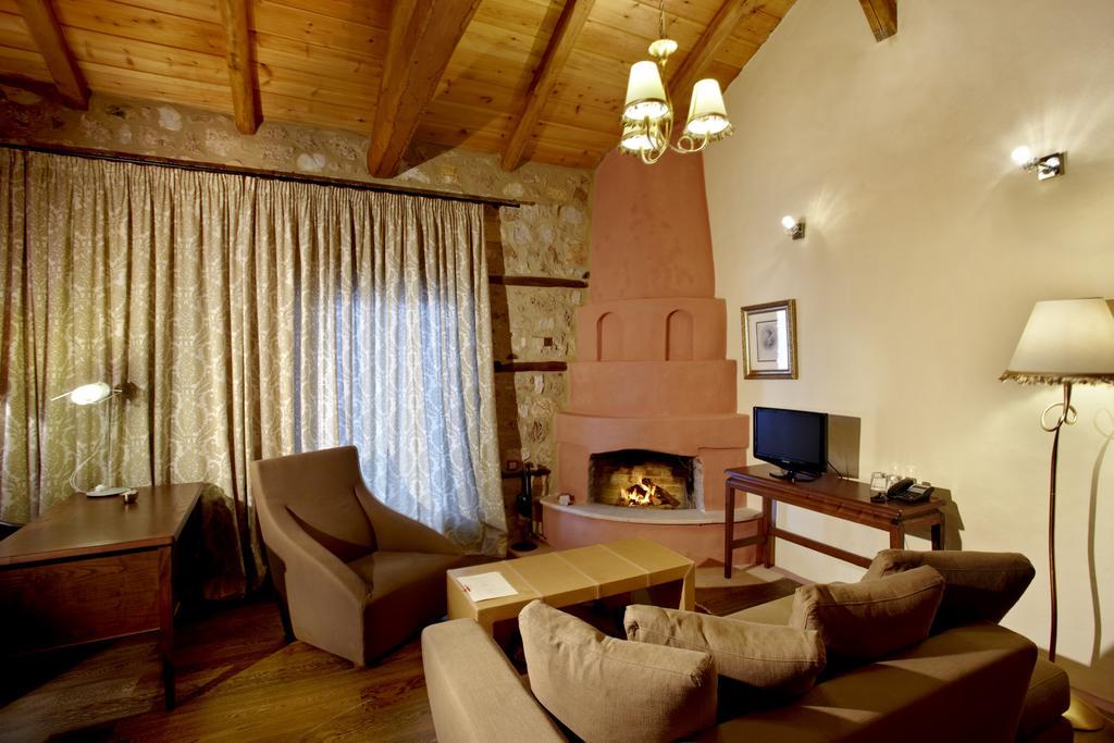 Hotel Semeli 3*