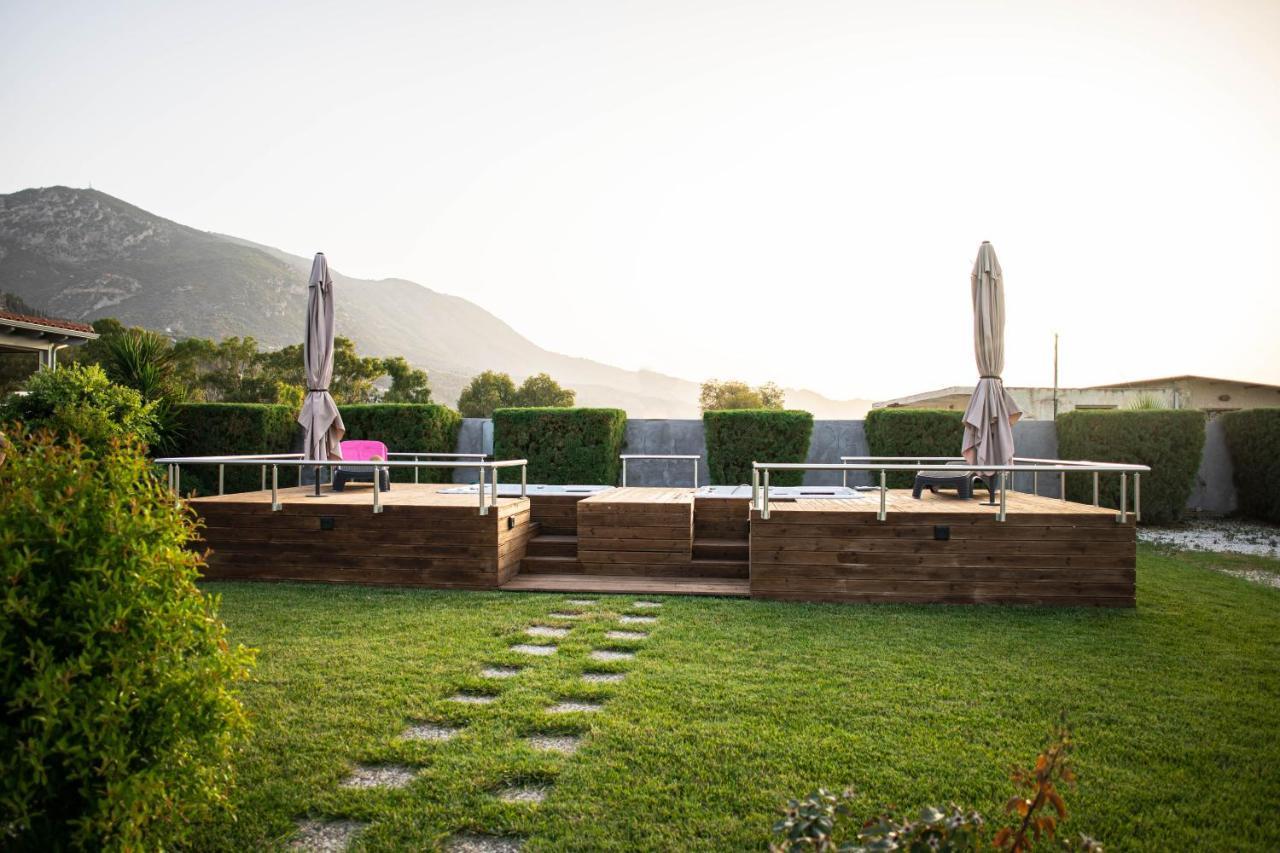 Isola Aparthotel