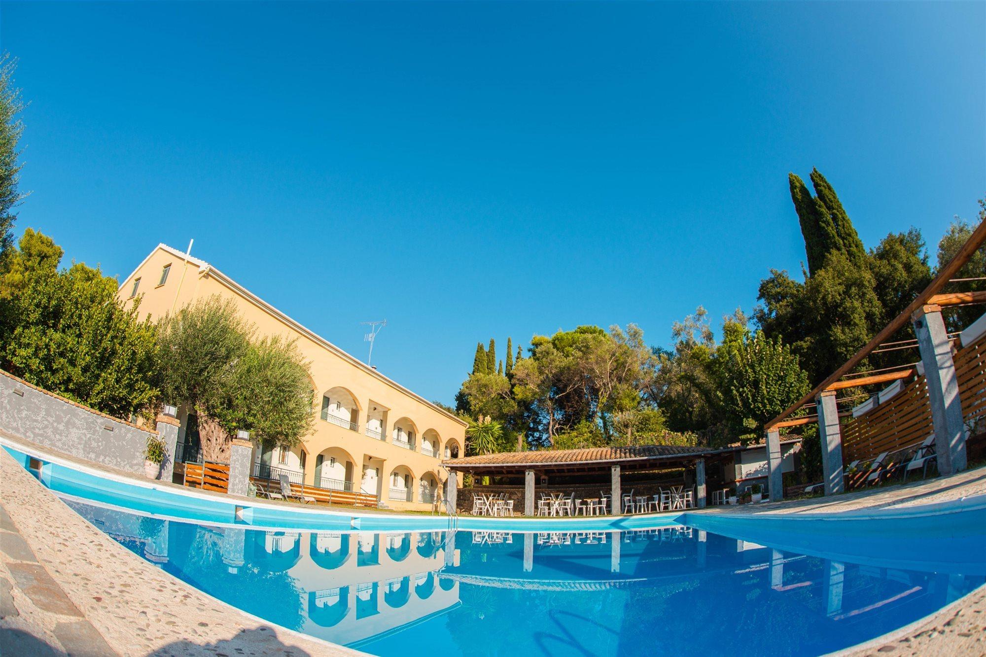Aparthotel Karmar Dassia (Corfu)