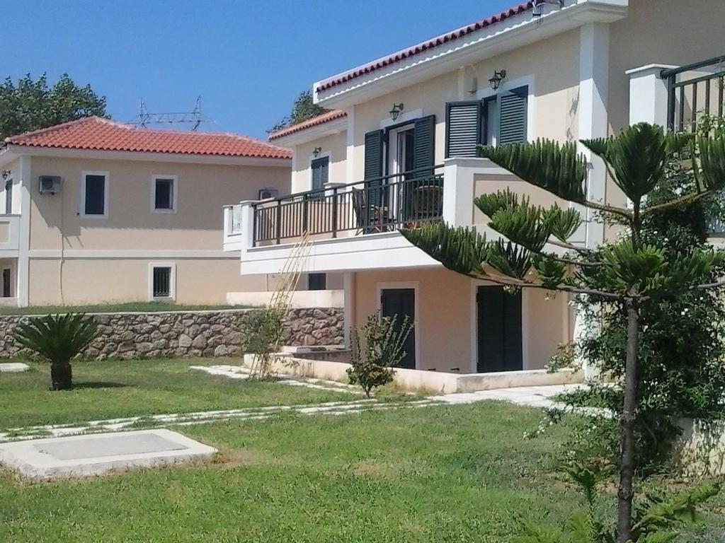 Captain's Villas Apartment