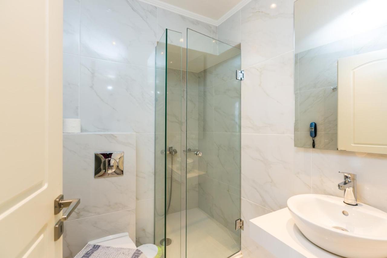 Aparthotel Eltina 2*