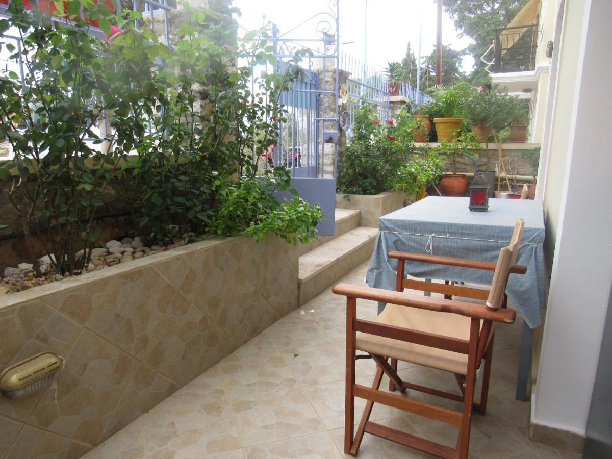 Chryssa Apartment Symi