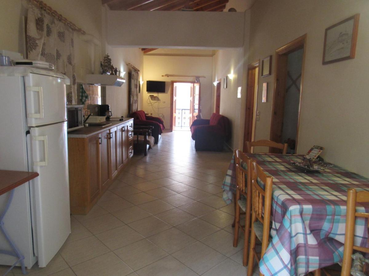 Chryssa Apartment Symi