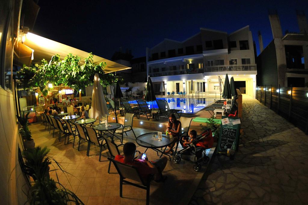 Aggelos & Deluxe Nydri (Lefkada)