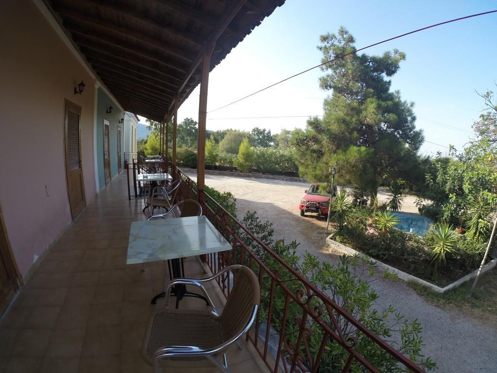 Apartment Paradisos Pyrgi Thermis