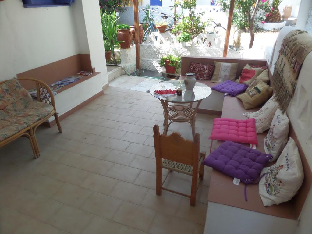 Junior Skyros
