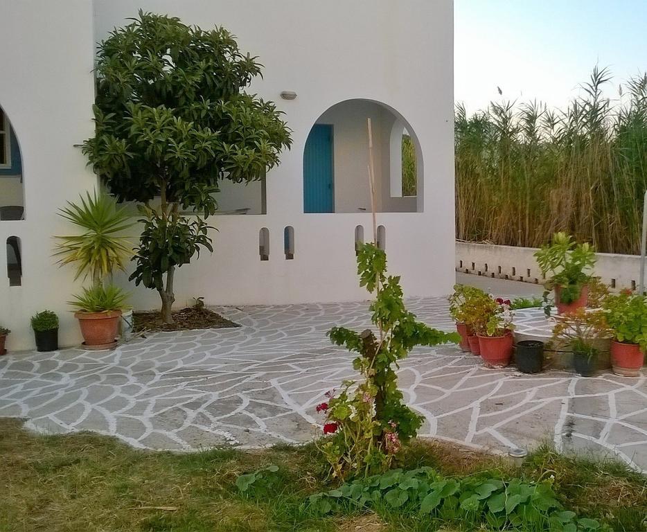 Studios Parian Blu Apartment *