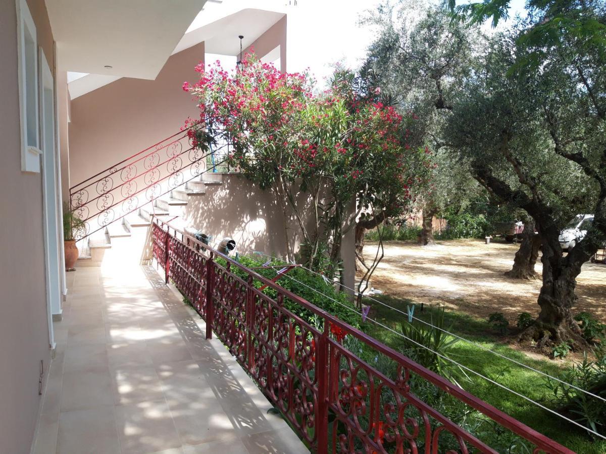 Oasis Guest house Amoudi