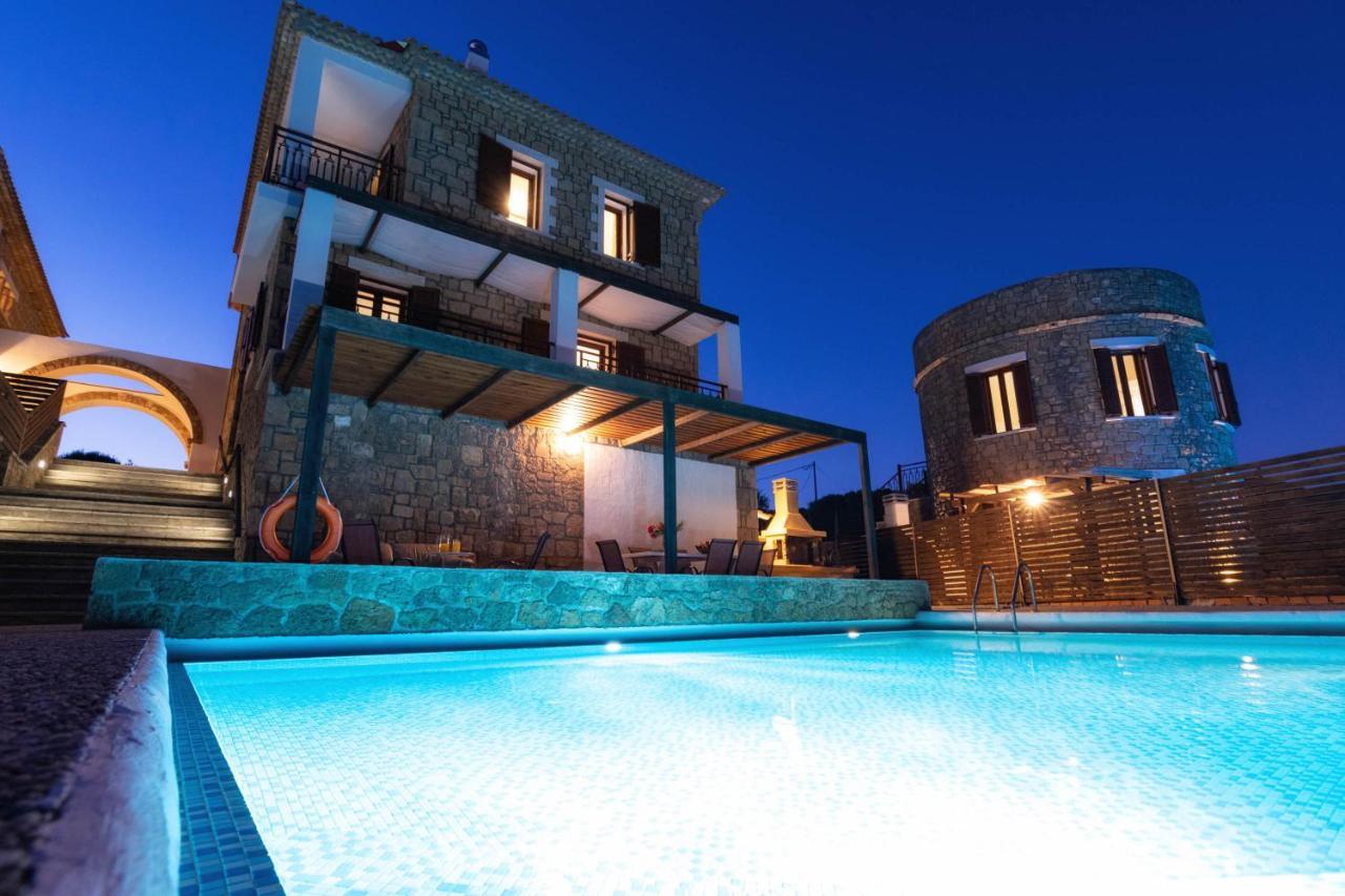 Armonia Seaside Villa