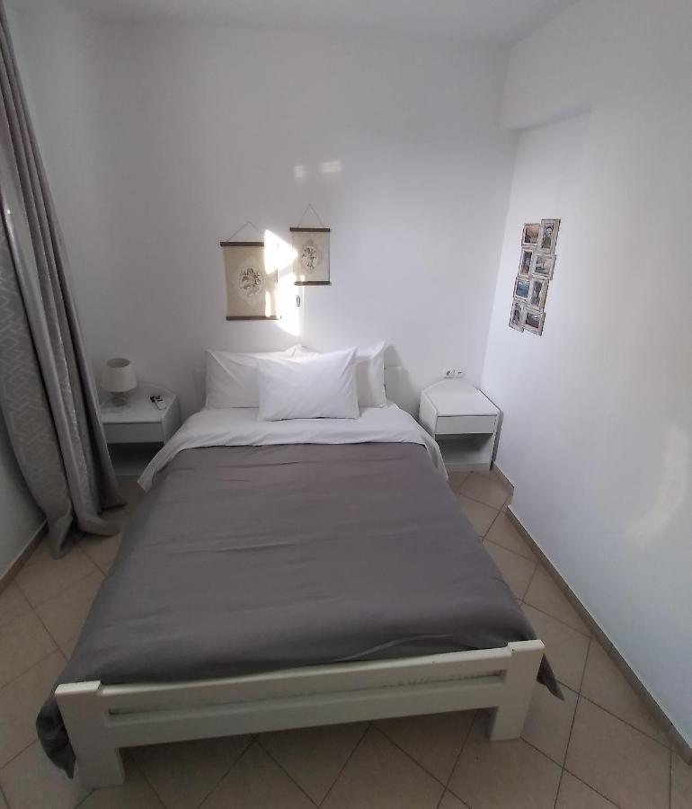 Albatross Seafront House Apartment Naxos City