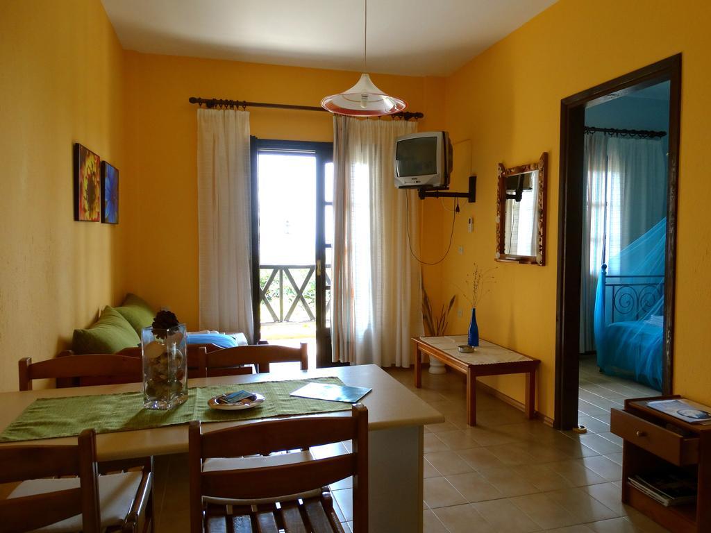Apartment Karpetis A Paradise *