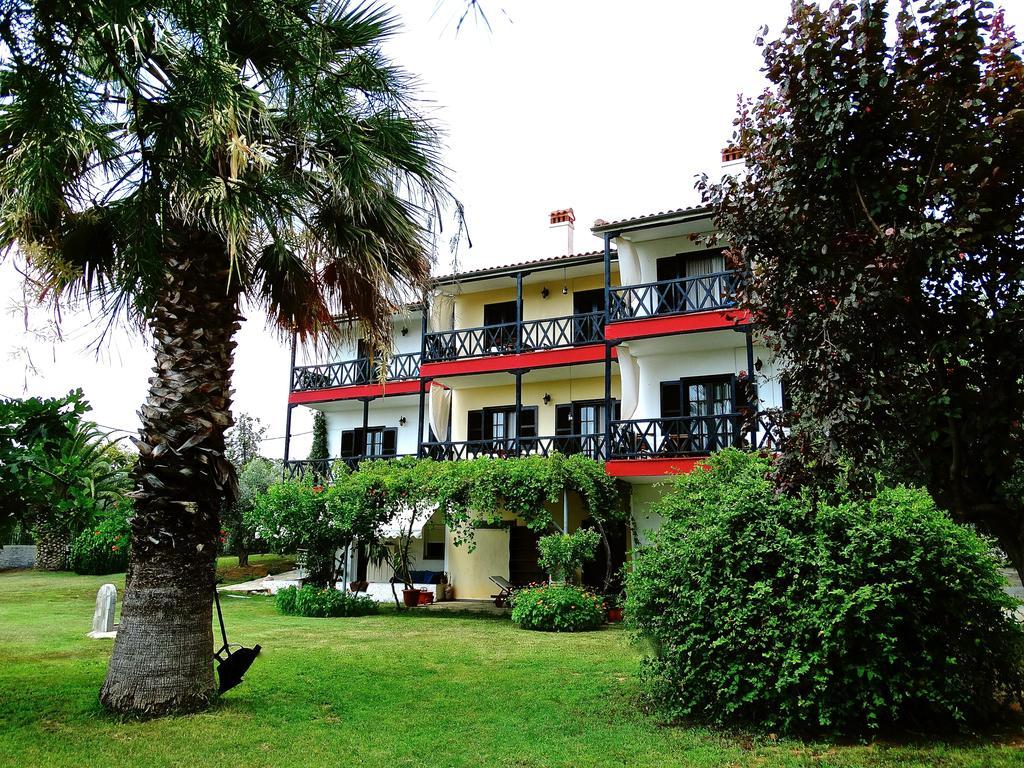 Karpetis A Paradise Apartment Psakoudia