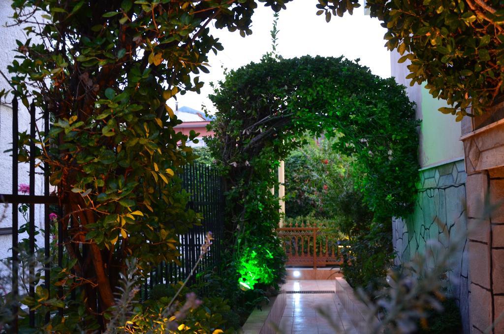 Hotel Elli Maria 2*