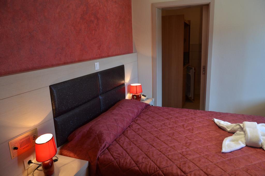 Elli Maria Hotel 2*