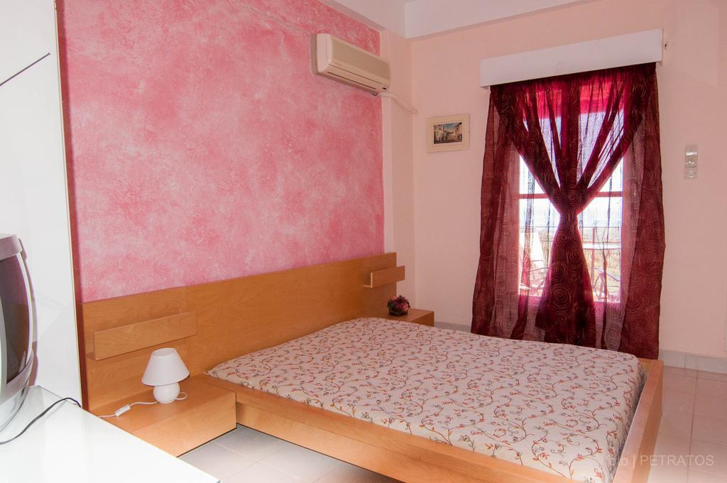 Aparthotel Bella *
