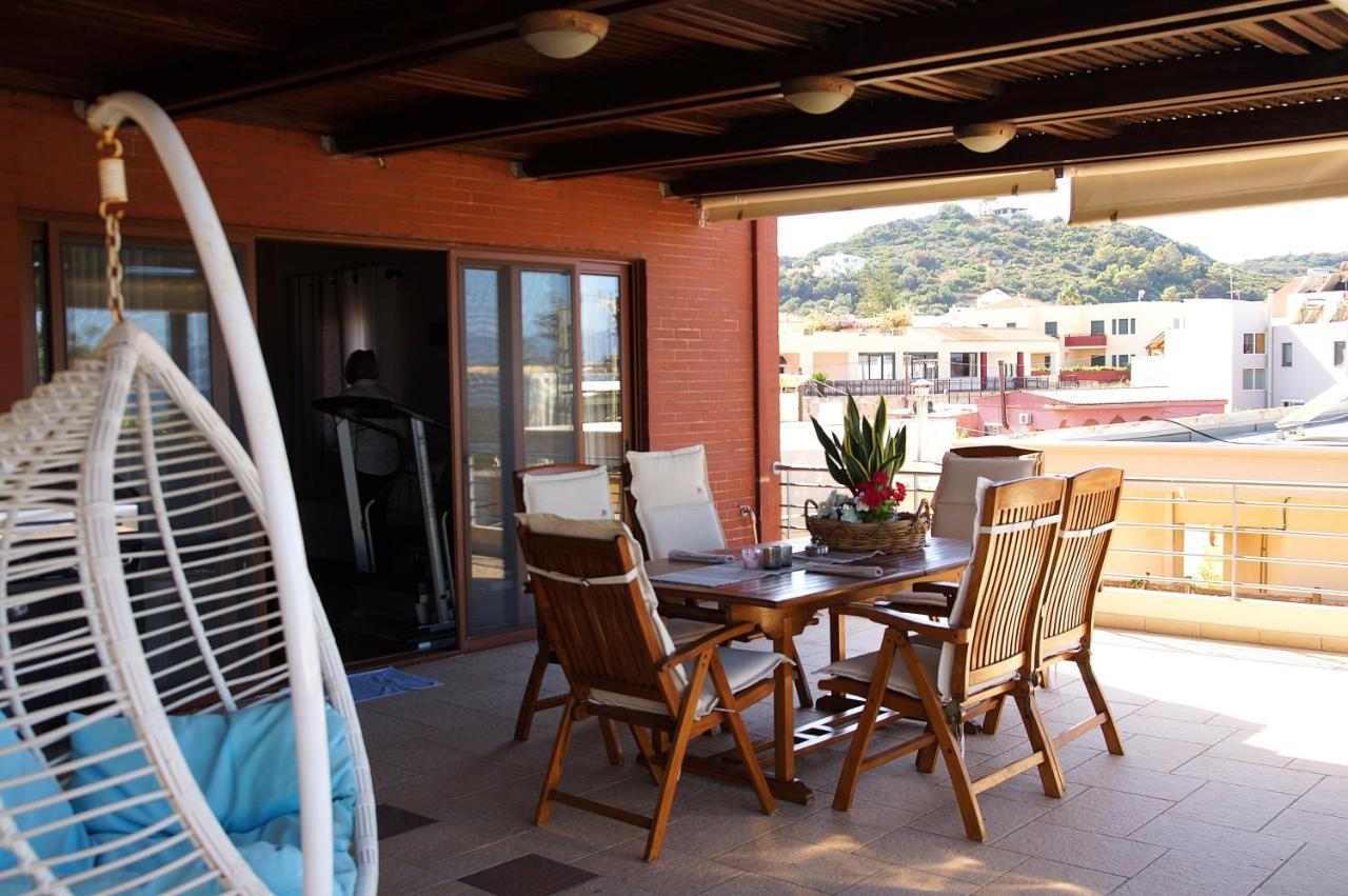 Double View Apartment