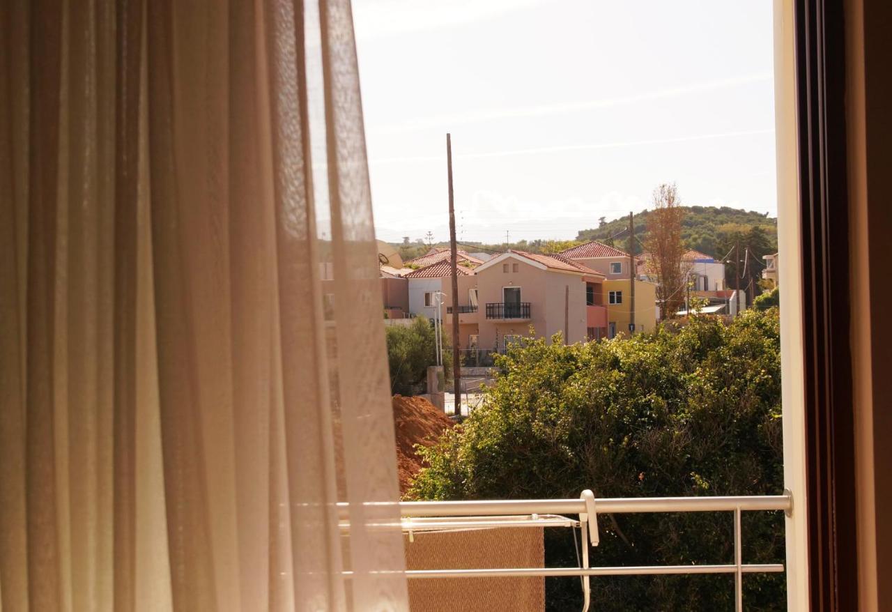 Double View Agia Marina (Crete)