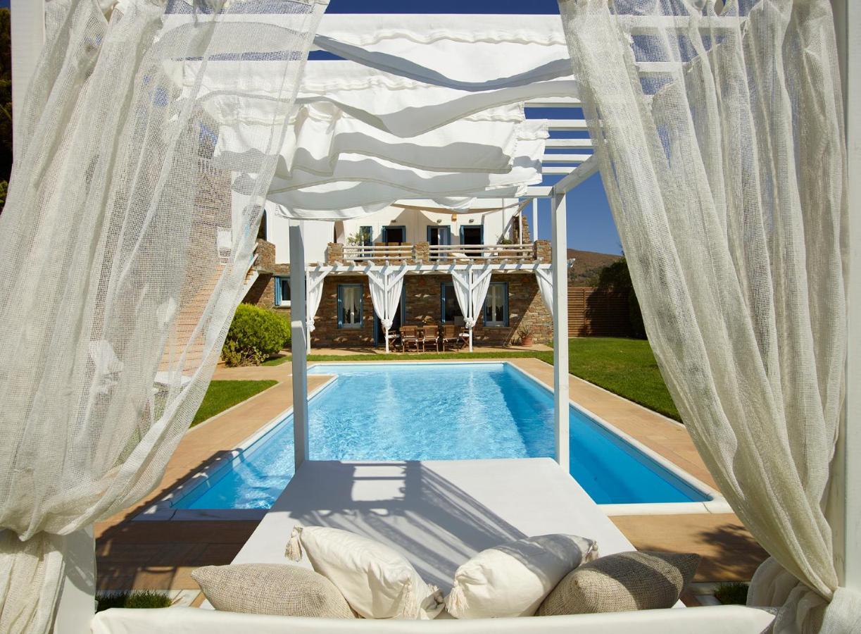 Heliades Villa Gavrio