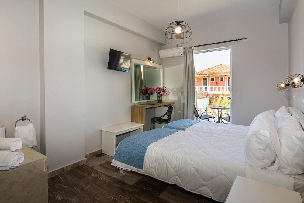 Apartment 48 By Zante Plaza