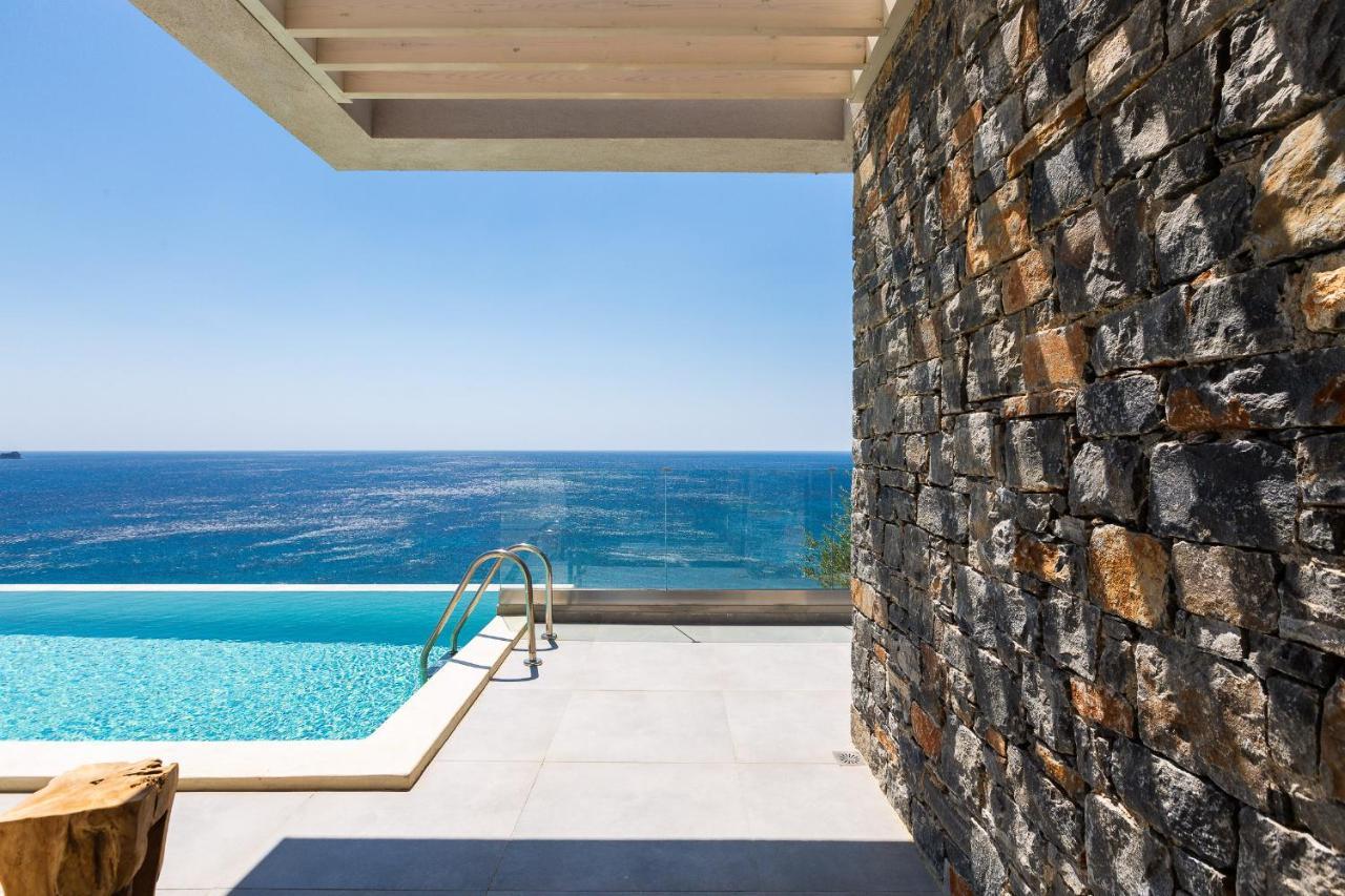 Fotinari Villa *