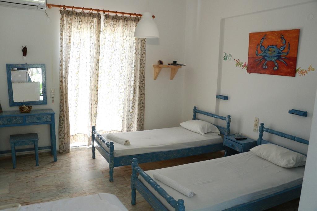 Gongis Aparthotel Agios Georgios (Corfu)