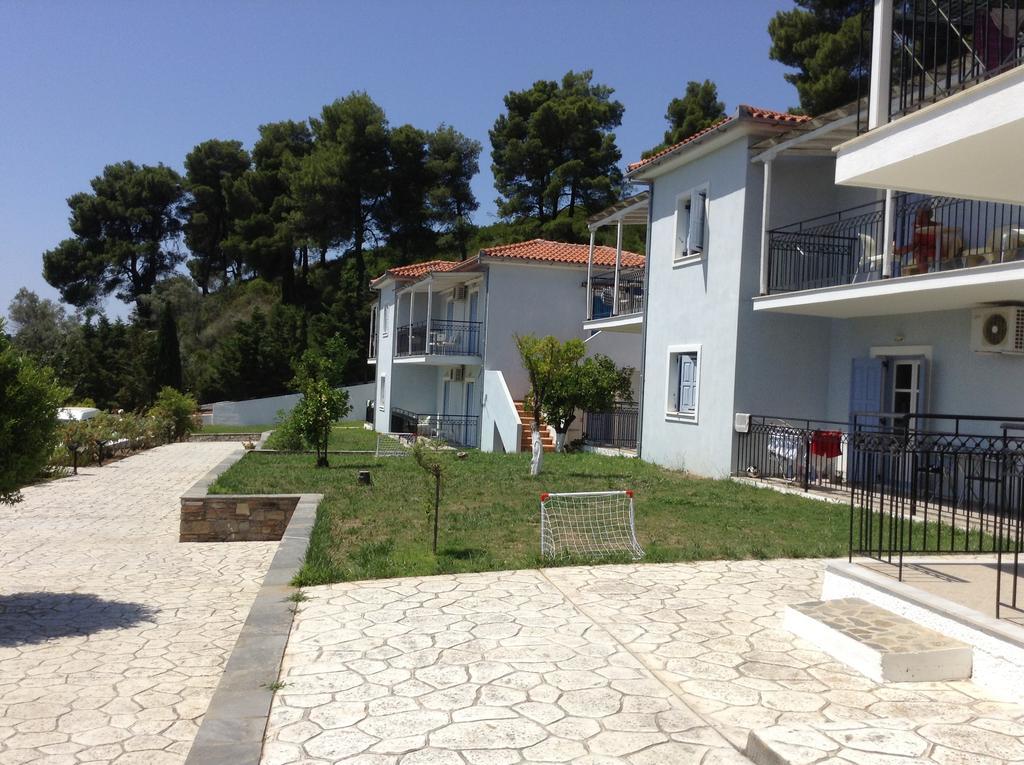 Marialena Village Aparthotel 3*