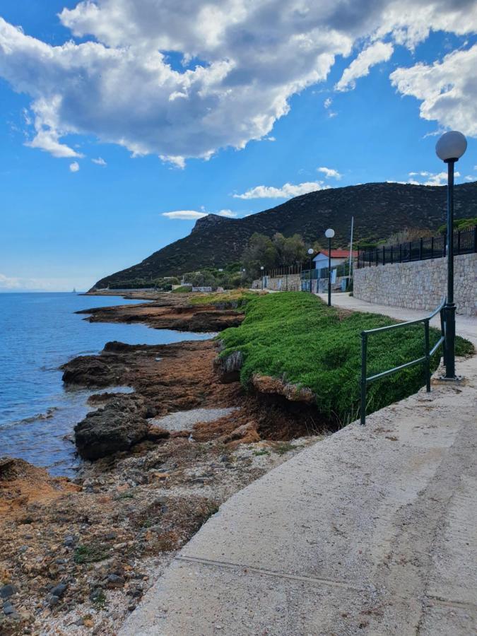 Avlaki Getaway Villa *