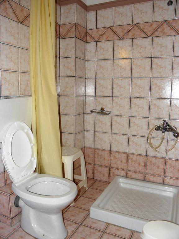 Mpakou 2* Elati (Trikala)