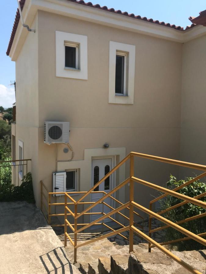 Maisonette Sea View , * Finikounta