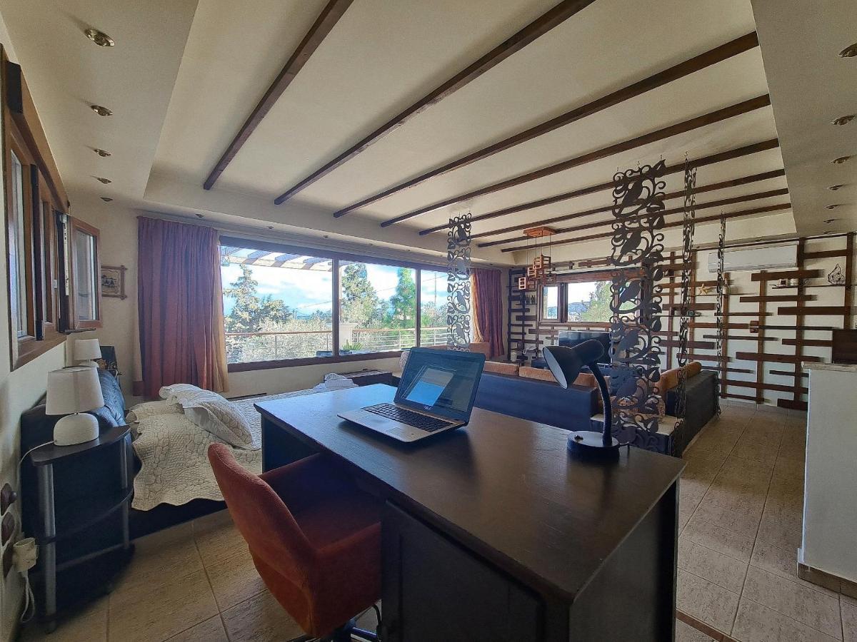 Colonial View Apartment