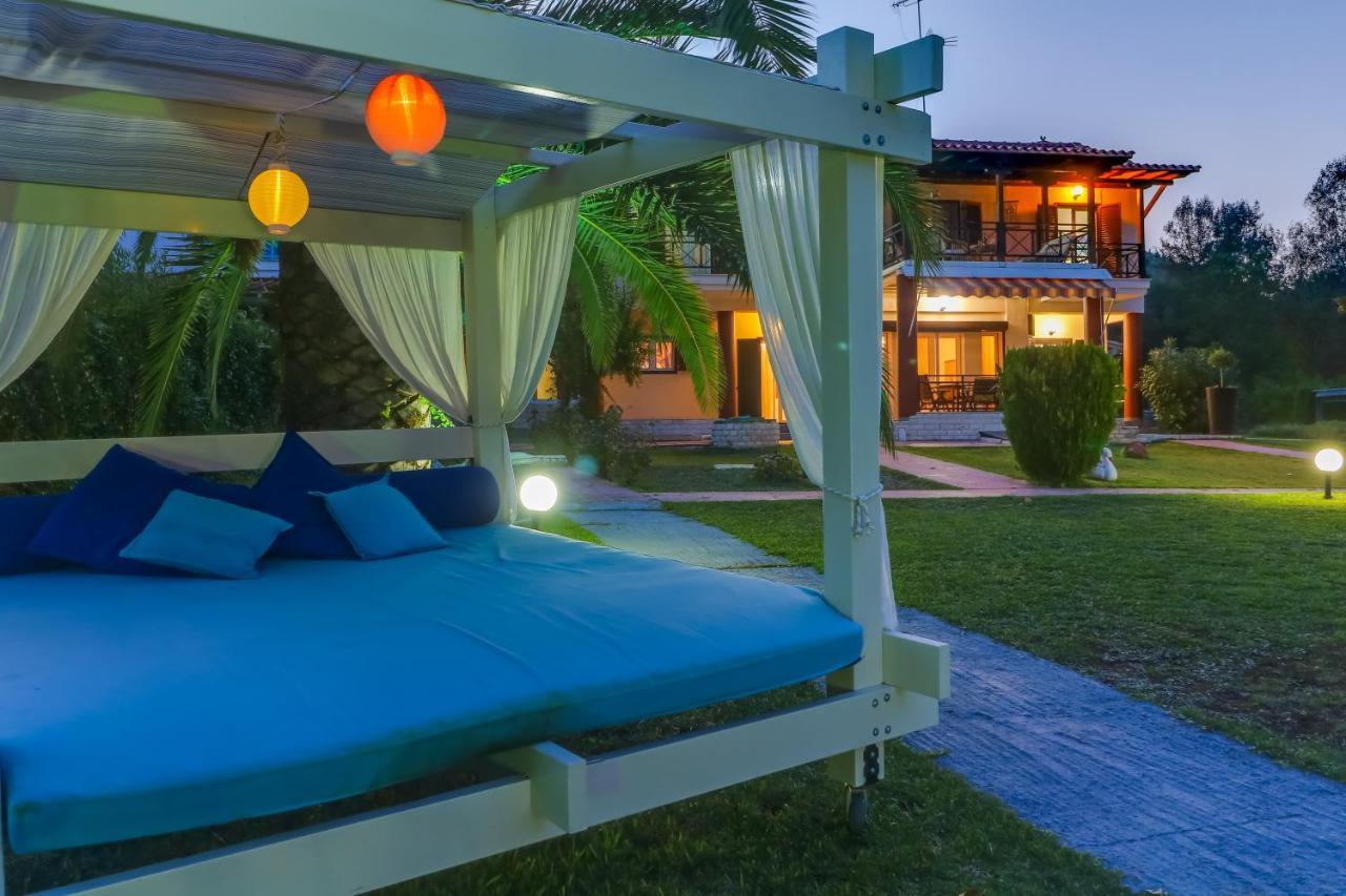 Villa Laguna *
