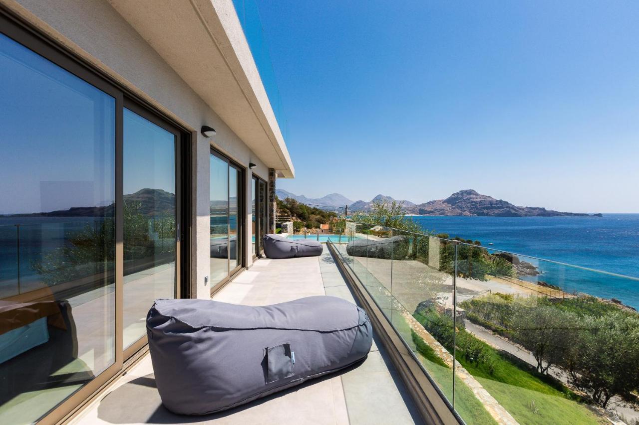 Fotinari Villa *