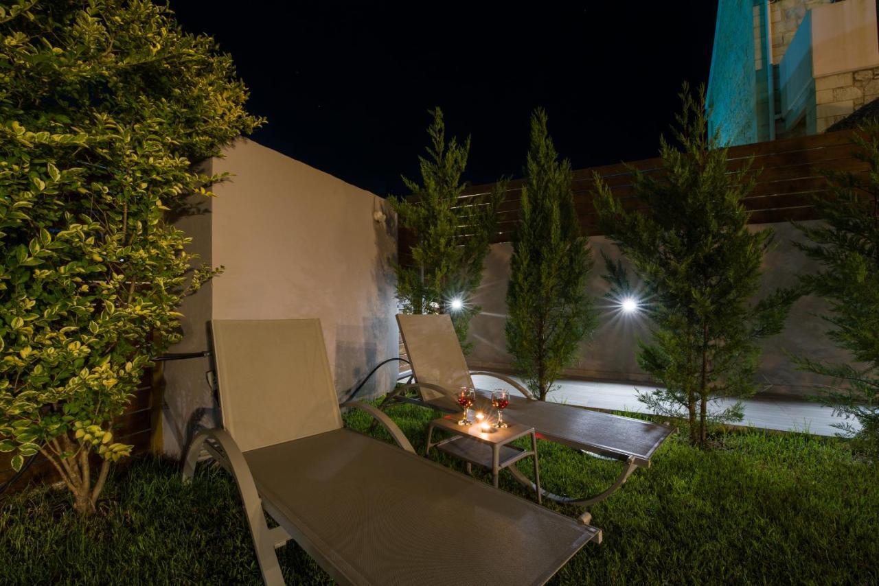 Sirocos Villa Stalos