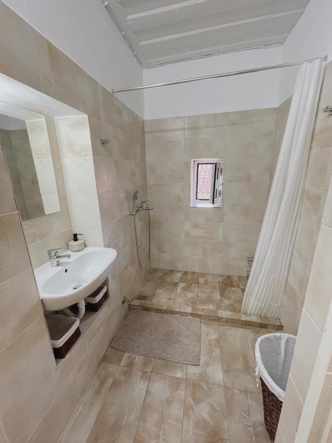 Dolce Vivere By Konnect, Paxos *