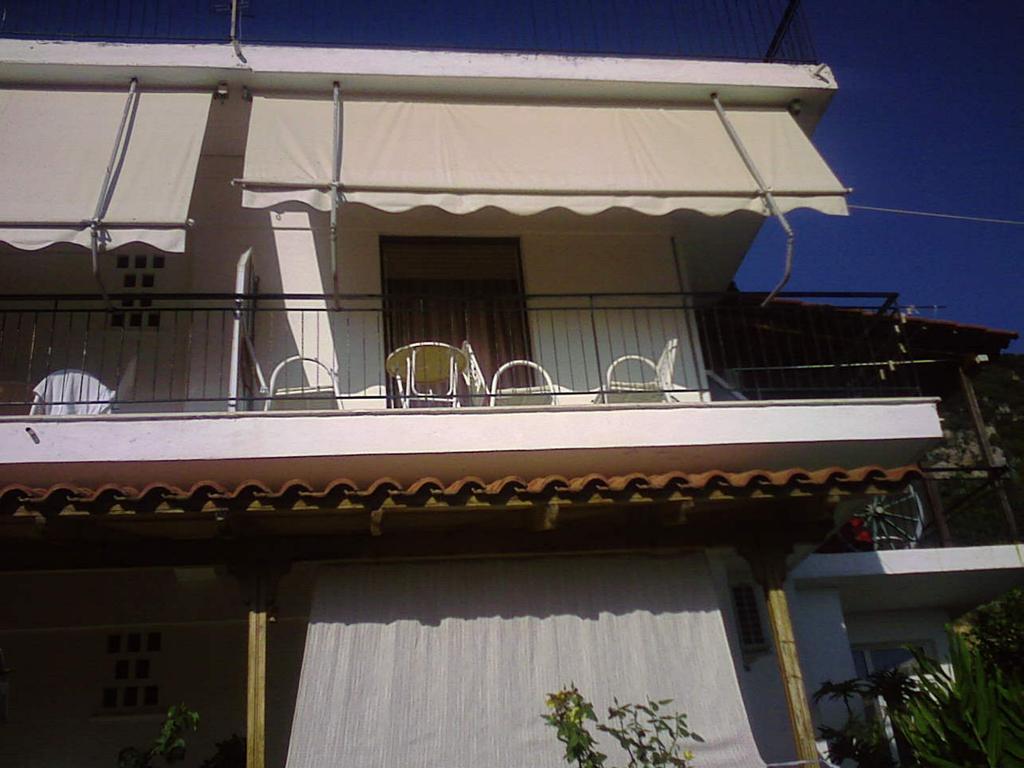 Guest house Marabou Poros (Kefalonia)