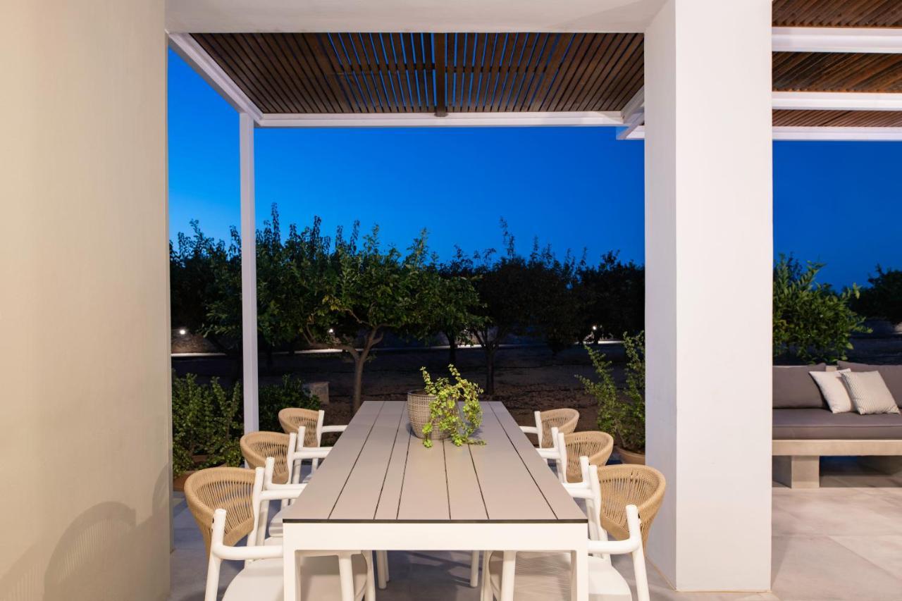 Periklis Villa Adelianos Kampos