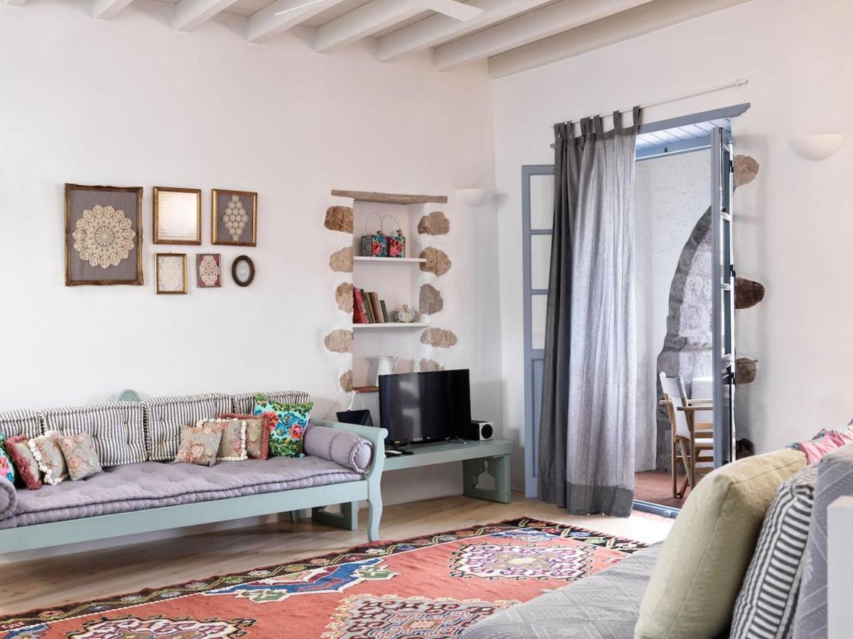 Patmos Eye Boutique & Skala (Patmos)