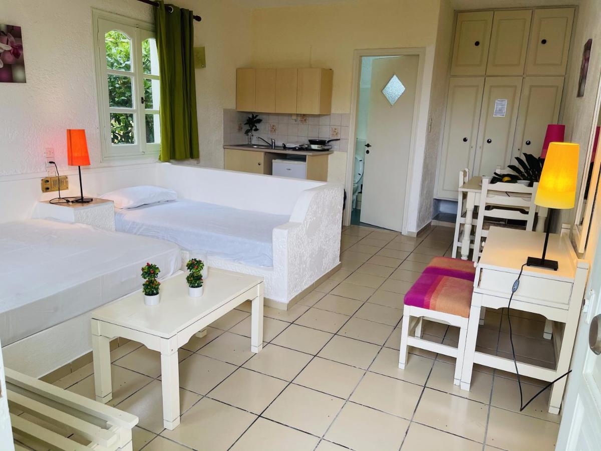 Piskopiano Studios Aparthotel
