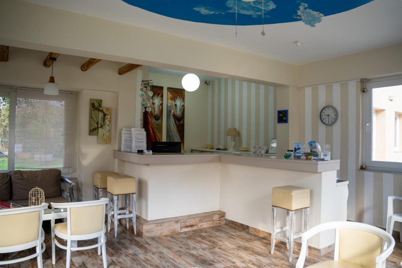 Blue Sky Apartments * Malia (Crete)