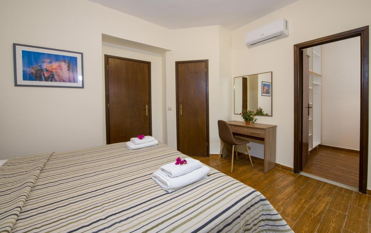 Villa Douliana Villas