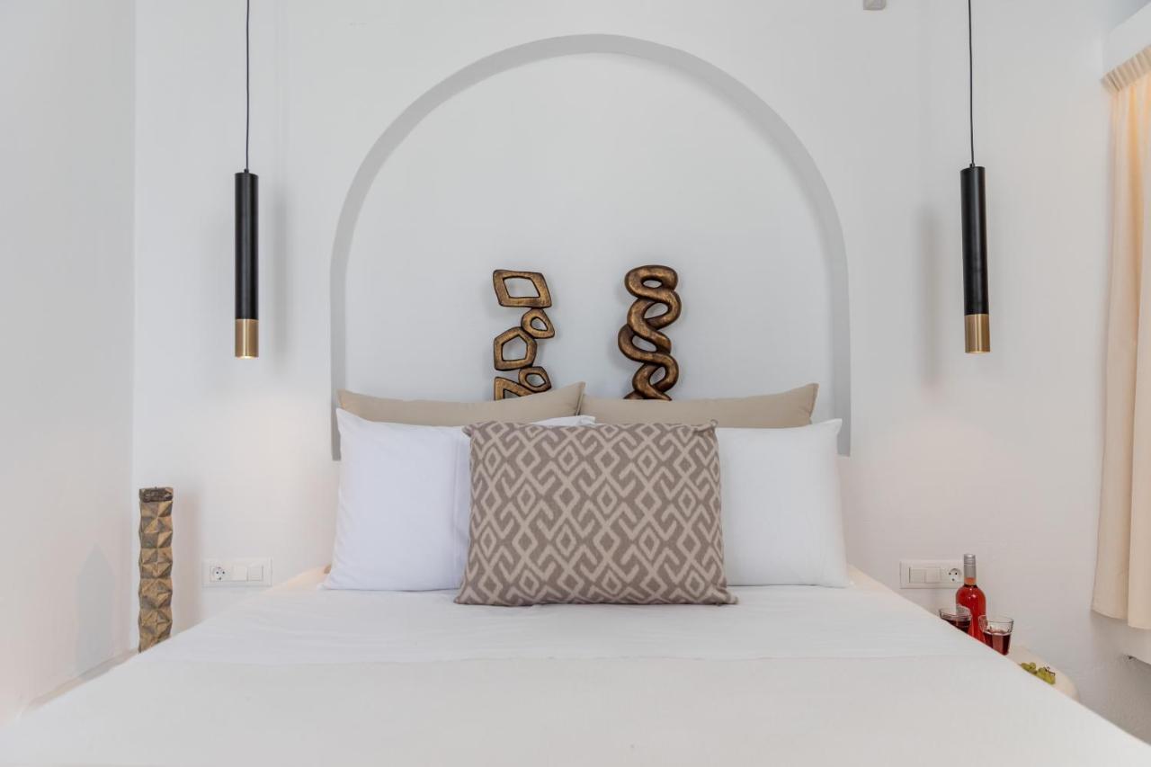 Naxian Lounge * Naxos City