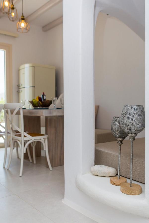 Naxian Lounge * Naxos City
