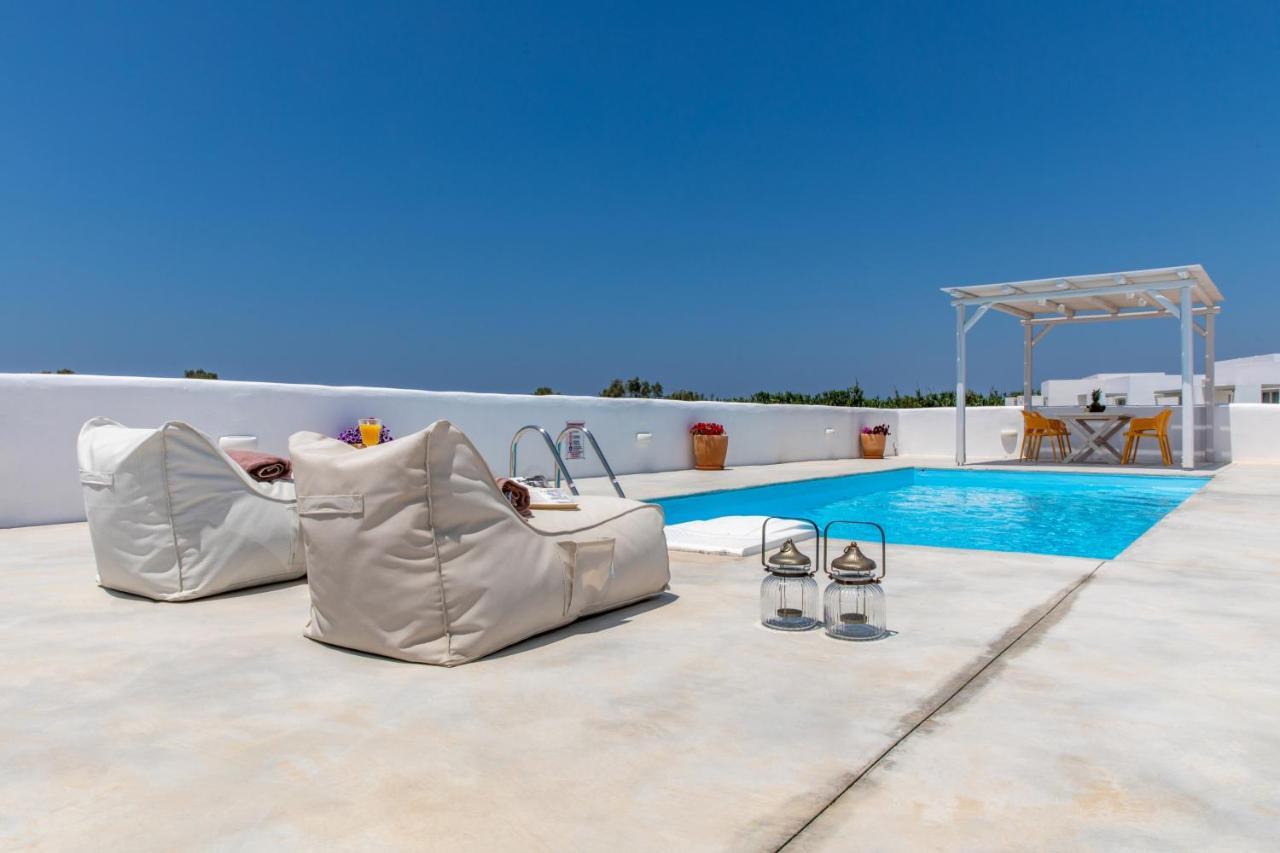 Naxian Lounge Villa
