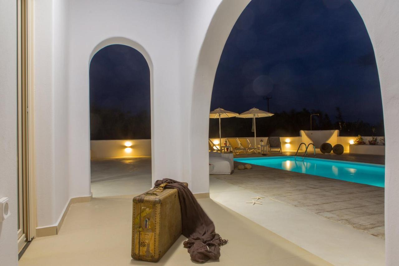 Naxian Lounge Villa