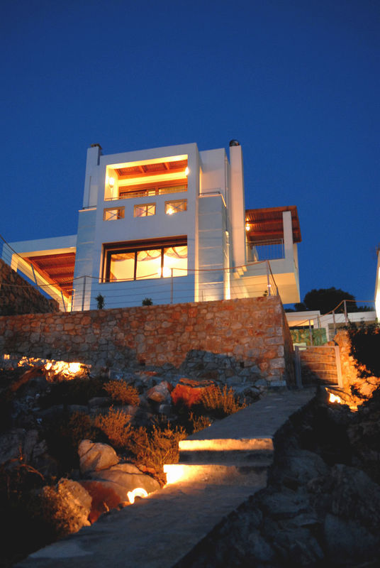 Okeanides Villa *